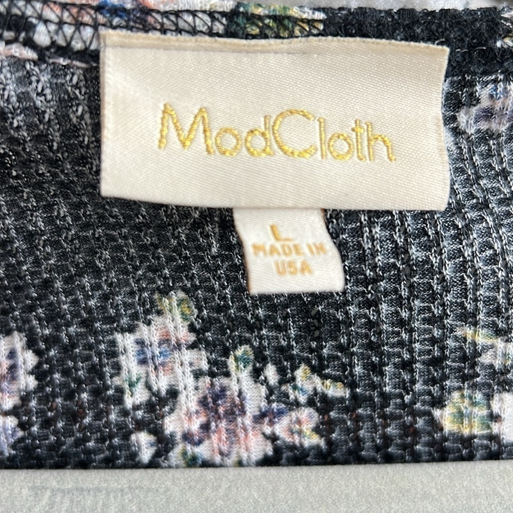 ModCloth Floral Waffle Knit Henley Long Sleeve Top‎ - Picture 7 of 8